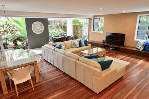 East On Byron - ACT Tourism 20
