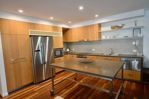 East On Byron - ACT Tourism 22