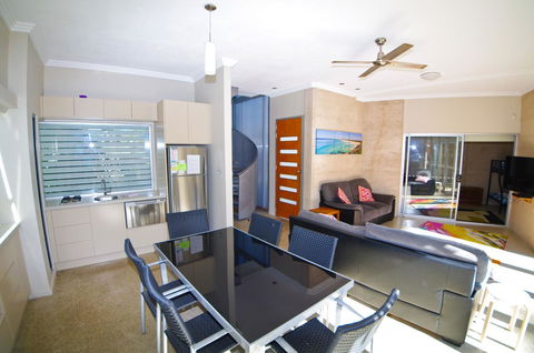 Crescent Head Spa Villa - ACT Tourism 15