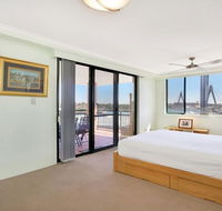 Darling Harbor Apartment