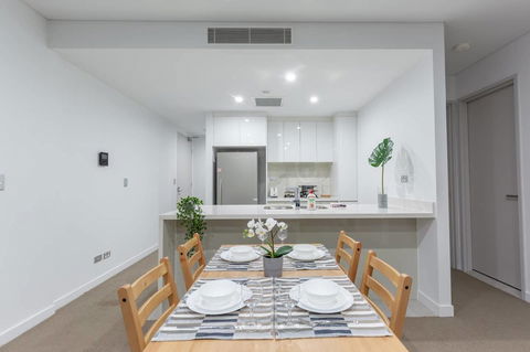 Inner City Stylish Apt Walk To Green Square - ACT Tourism 4