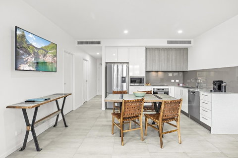 Rockpool 2 Sawtell Beach - Just Steps To Restaurants And 2 Min Stroll To Beach! - ACT Tourism 3