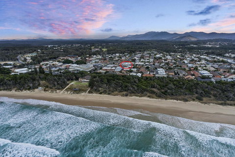 Rockpool 2 Sawtell Beach - Just Steps To Restaurants And 2 Min Stroll To Beach! - ACT Tourism 1