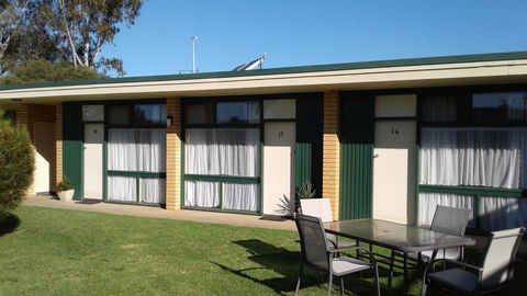 Junee Motor Inn - ACT Tourism 10