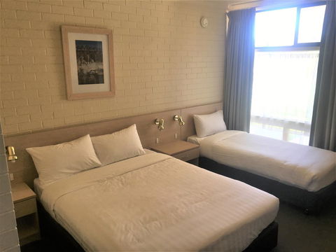 Junee Motor Inn - ACT Tourism 15