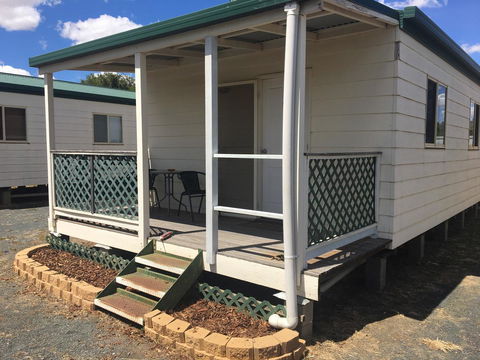 Junee Motor Inn - ACT Tourism 21