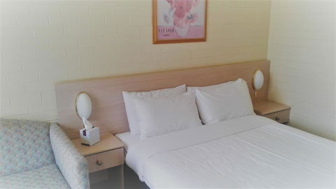 Junee Motor Inn - ACT Tourism 2