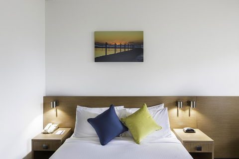 Metro Hotel Miranda - ACT Tourism 2