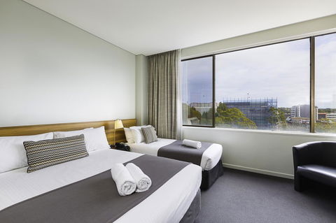 Metro Hotel Miranda - ACT Tourism 19