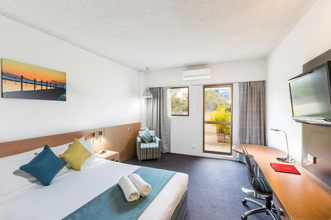 Metro Hotel Miranda - ACT Tourism 24