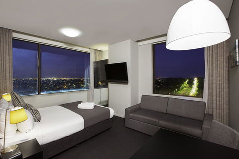 Metro Hotel Miranda - ACT Tourism 9