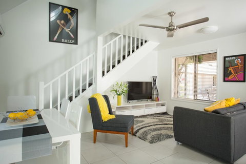 Byron Central Apartments - ACT Tourism 0