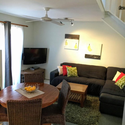 Byron Central Apartments - ACT Tourism 36