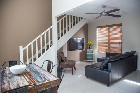 Byron Central Apartments - ACT Tourism 31