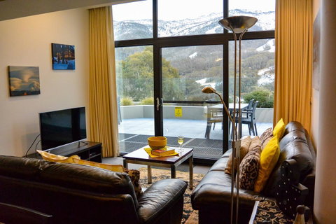Lantern 1 Bedroom Balcony With Panoramic View - ACT Tourism 1