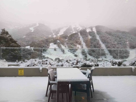 Lantern 1 Bedroom Balcony With Panoramic View - ACT Tourism 4