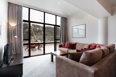 Lantern 1 Bedroom Balcony With Panoramic View - ACT Tourism 7