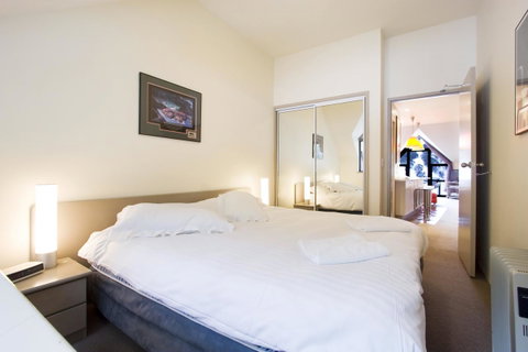 Lantern 1 Bedroom Balcony With Panoramic View - ACT Tourism 38