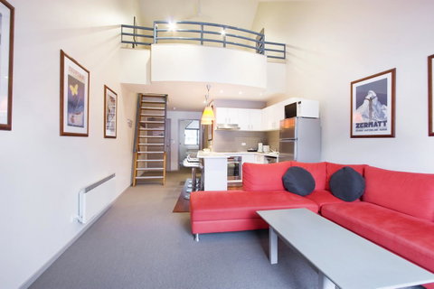 Lantern 1 Bedroom Balcony With Panoramic View - ACT Tourism 21