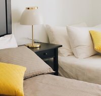 Modern  Cosy 2-Bedroom Apartment Hornsby - ACT Tourism