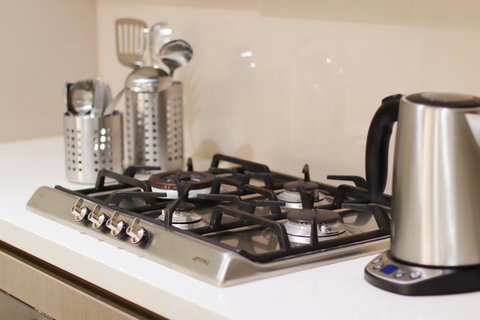 Modern & Cosy 2-Bedroom Apartment Hornsby - ACT Tourism 10