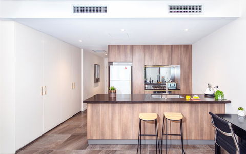 DD Apartments On Day - ACT Tourism 10