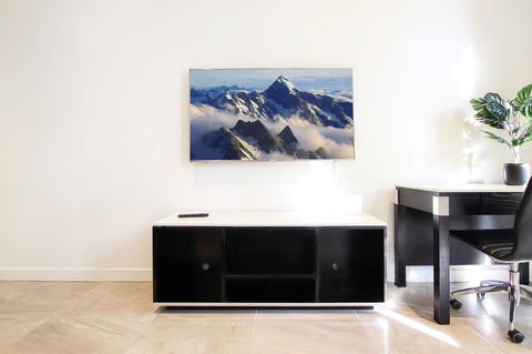 DD Apartments On Day - ACT Tourism 18