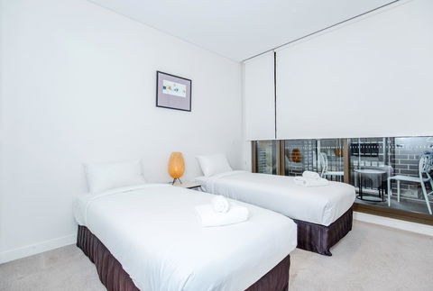 DD Apartments On Day - ACT Tourism 27