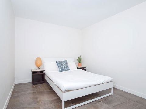 DD Apartments On Day - ACT Tourism 12