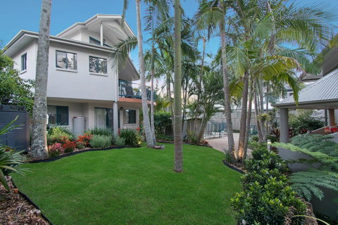Gosamara Apartments - ACT Tourism 25