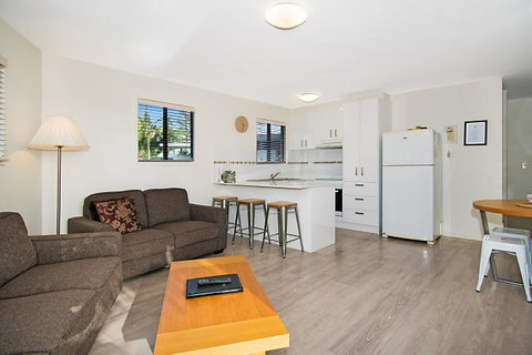 Gosamara Apartments - ACT Tourism 41