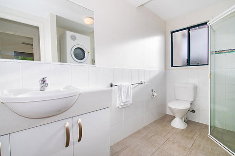 Gosamara Apartments - ACT Tourism 37