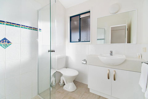Gosamara Apartments - ACT Tourism 35