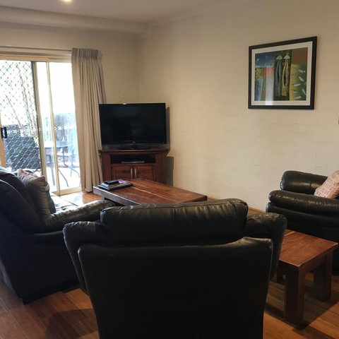 Mariner Bay Apartments - ACT Tourism 8