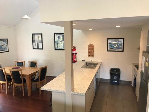 Mariner Bay Apartments - ACT Tourism 4