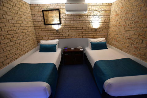 Best Western Kennedy Drive Airport Motel - ACT Tourism 21