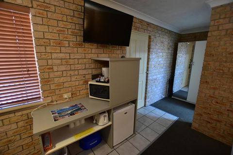 Best Western Kennedy Drive Airport Motel - ACT Tourism 23