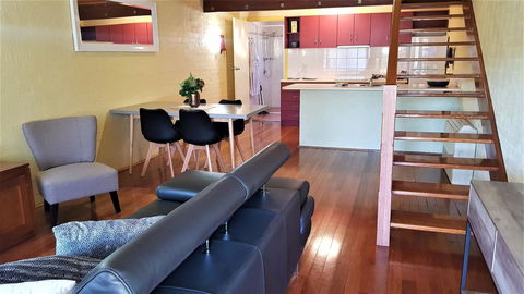 Great Escape Lofts - ACT Tourism 18