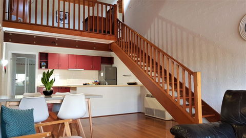 Great Escape Lofts - ACT Tourism 15