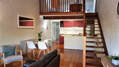 Great Escape Lofts - ACT Tourism 22
