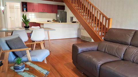 Great Escape Lofts - ACT Tourism 0