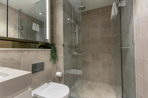 High Rise Apt In Heart Of Sydney Wt Harbour View - ACT Tourism 2