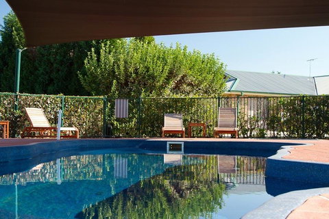 Potters Apartments - ACT Tourism 2