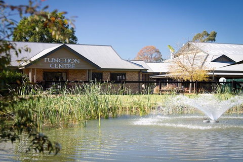 Potters Apartments - ACT Tourism 20