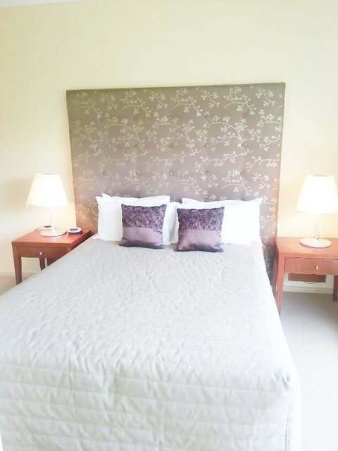 Potters Apartments - ACT Tourism 18