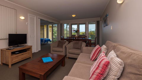 Hastings Cove Holiday Apartments - ACT Tourism 0