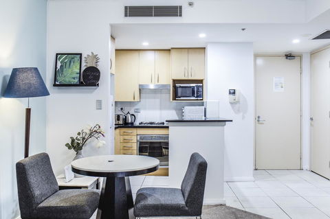 DD Apartments Chinatown - ACT Tourism 4