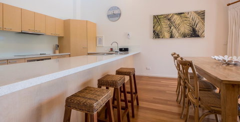 Byron Quarter Apartments - ACT Tourism 33