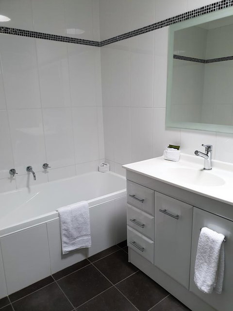 Best Western Endeavour Motel - ACT Tourism 9