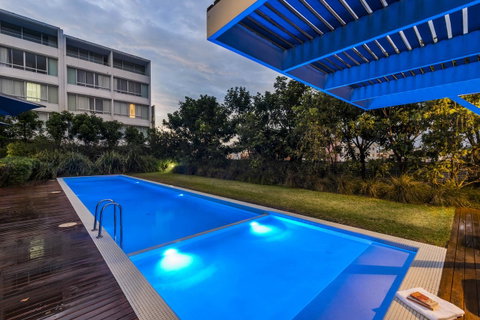 Oaks Nelson Bay Lure Suites - ACT Tourism 11
